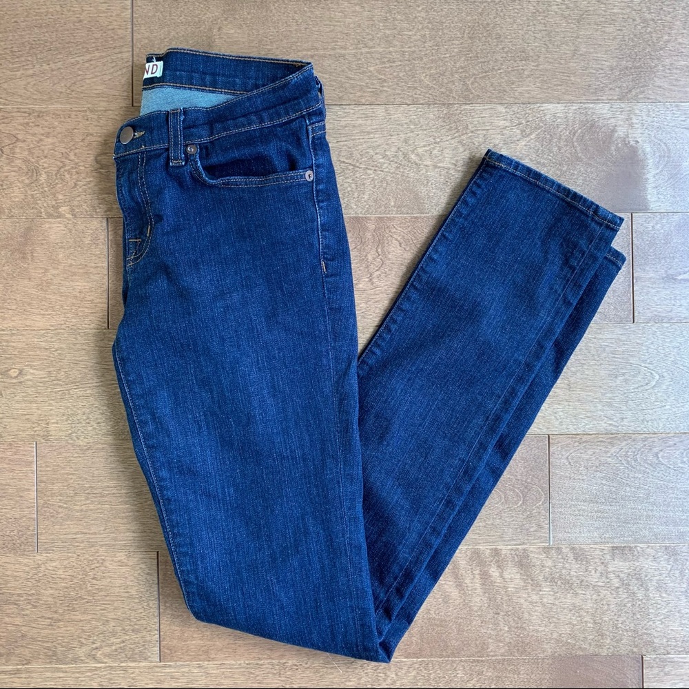 J BRAND Pencil leg pure skinny jeans size 27
